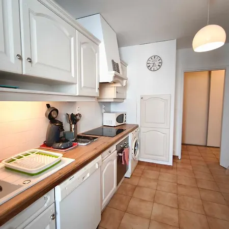 Bright With Two Bedrooms In Ajaccio * Cauro