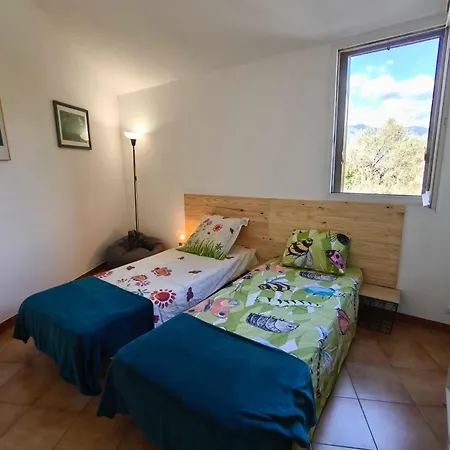 Bright With Two Bedrooms In Ajaccio Cauro