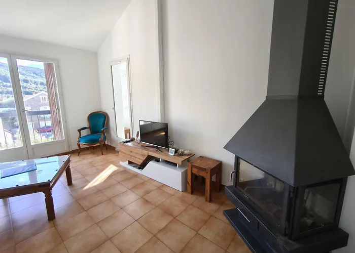 Bright With Two Bedrooms In Ajaccio Cauro